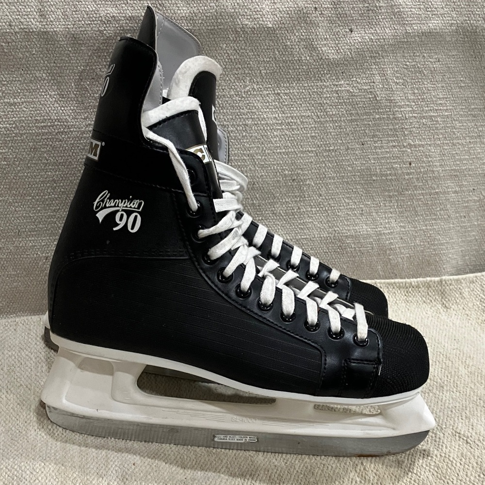 CCM men’s size 12 champion 90 ice hockey skates